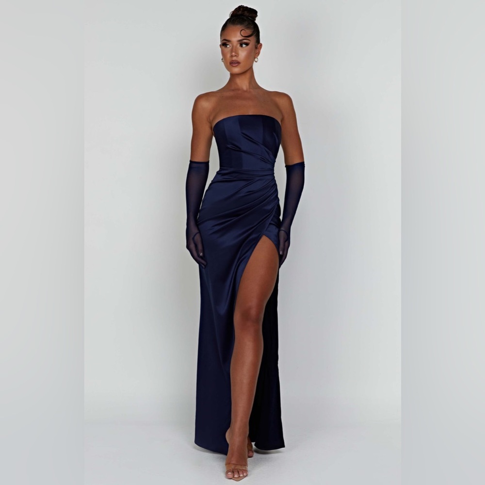 Navy strapless dress with slit